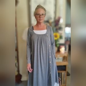 Made with ❤️ long grey long sleeve dress